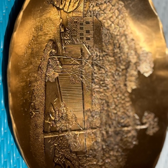 Decorative Bronze Wall Plate or Trinket Dish - Picture 3 of 3